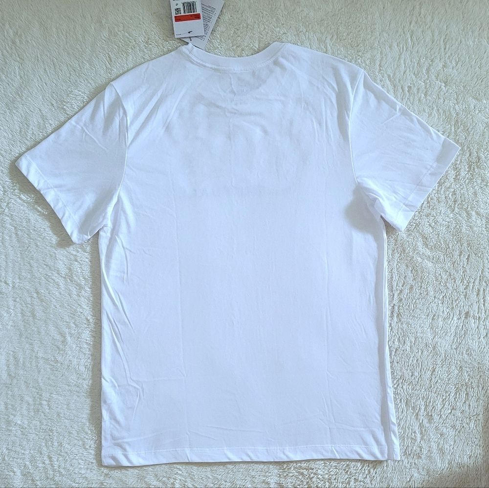 Nike👟 "Basketball"🏀 With Holographic Swoosh Dri-Fit Tee👕 - NWT - Picture 2 of 16
